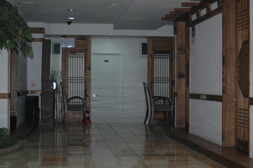 Itaewon Land Spa & Guesthouse Seúl Exterior foto